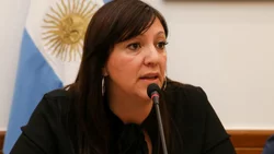 El gobierno neuquino aumentó por decreto a los docentes