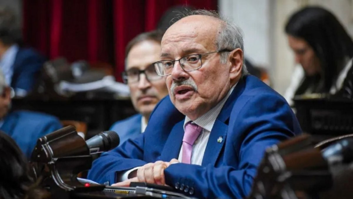 Di Giacomo: “El presidente está decidido a confrontar a todos”