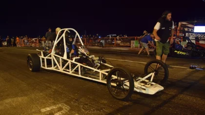 Miércoles de Picadas en el autódromo de Centenario