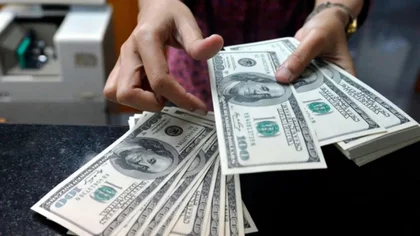 Dólar hoy: el blue sigue bajando con fuerza ¿Cuánto cotizó este 4 de marzo?