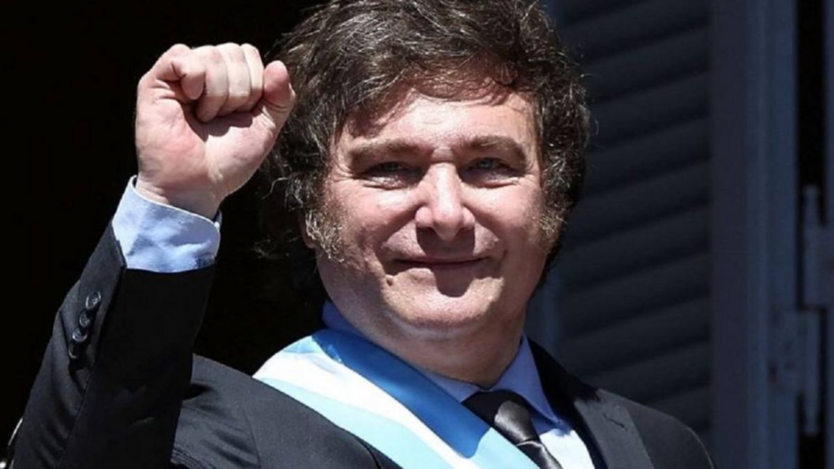 Marcha atrás: Milei anunció que no aumentará su sueldo ni el de los ministros