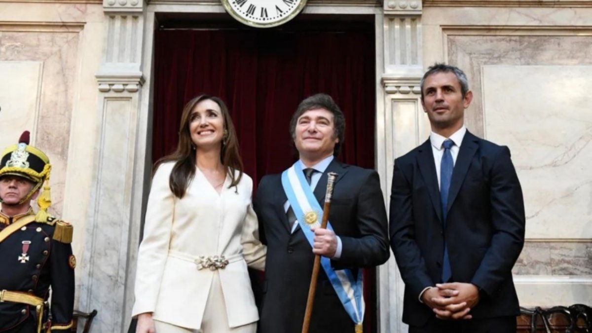 El Senado debate el mega DNU en medio de las tensiones políticas del oficialismo