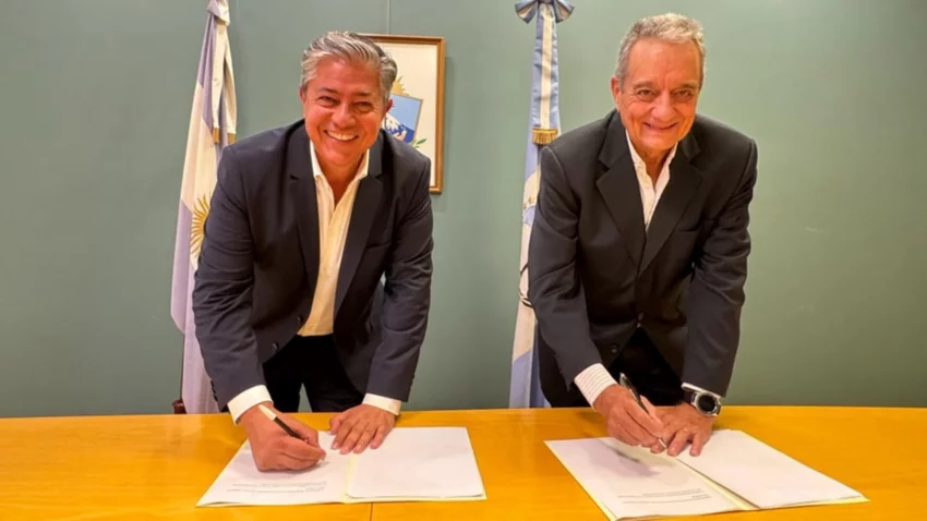 Importante respaldo al Plan de Becas del gobierno neuquino