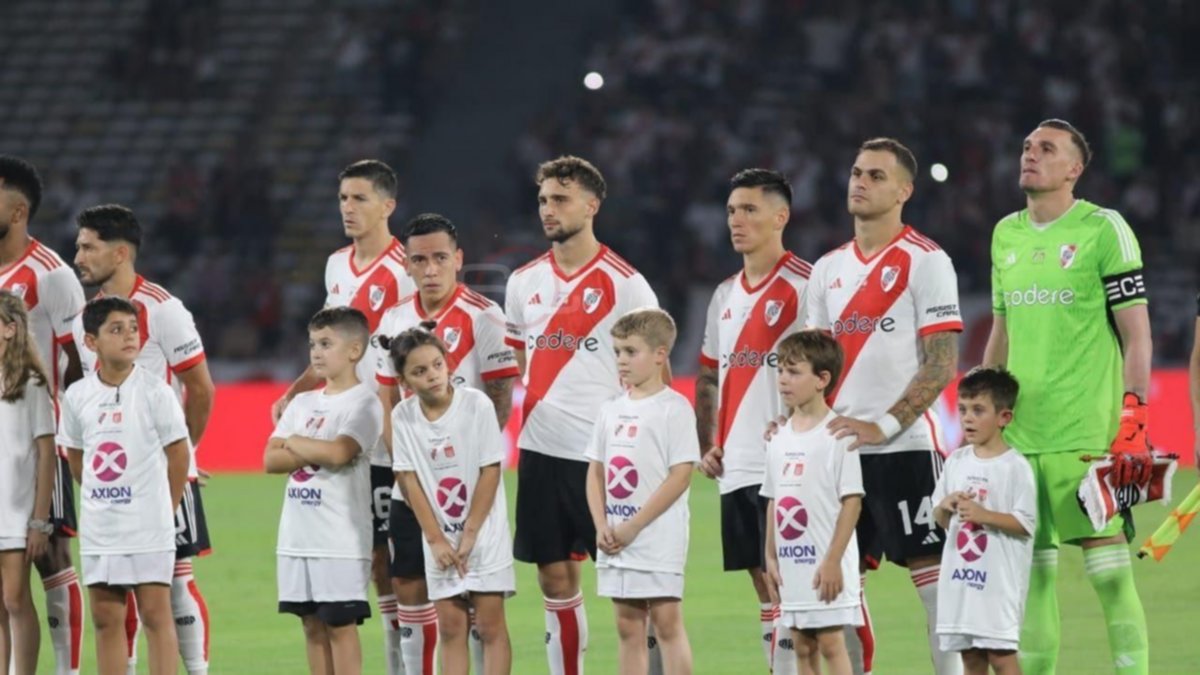 Enojo de los hinchas con la transmisión de Star Plus