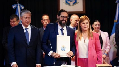 Regueiro: "Había una deuda de $11 mil millones y ya pagamos 6.400"