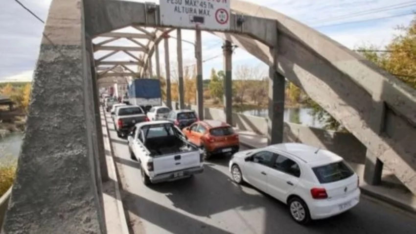 Se levantaron los cortes en los puentes carreteros