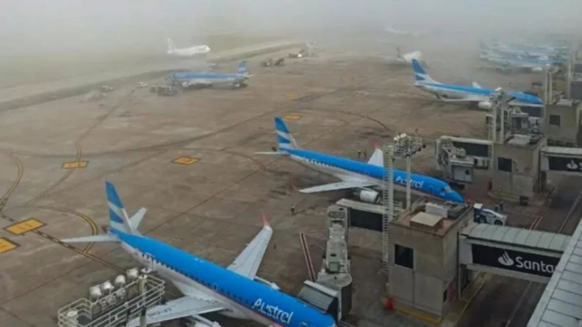 Temporal: demoras y cancelaciones de vuelos en Aeroparque