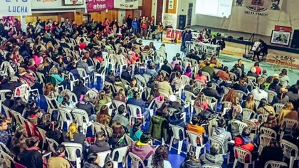 Reimpulsan proyecto de Milei para evitar paros docentes