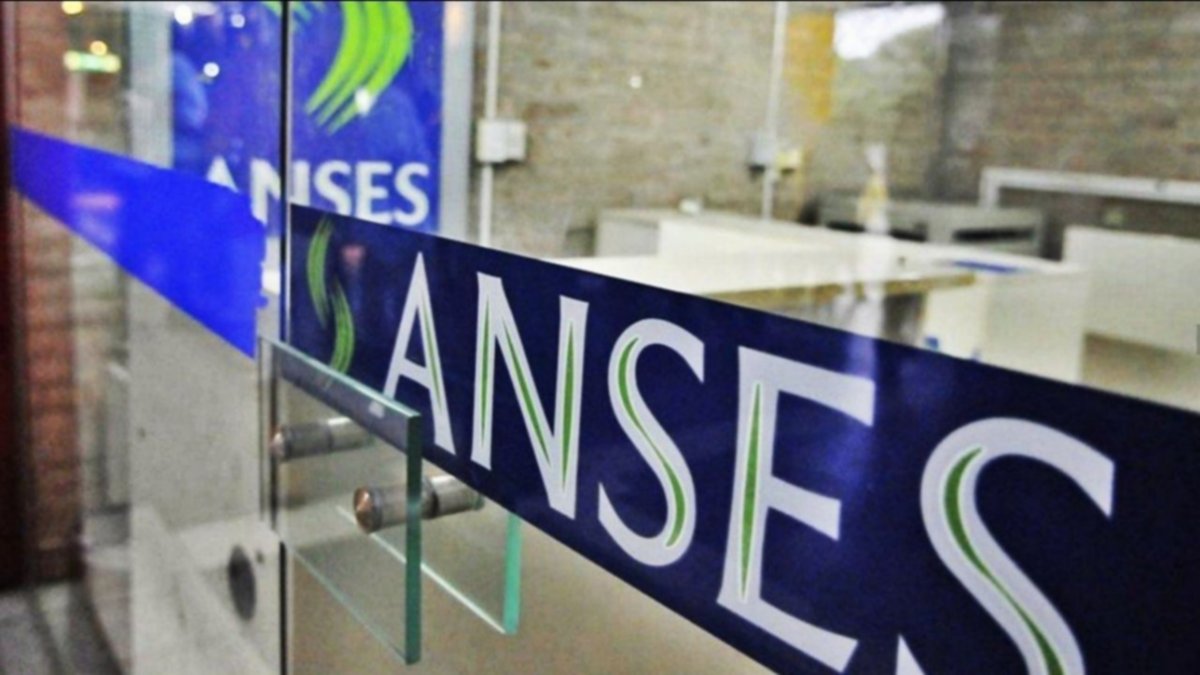 Las asignaciones famliares y la AUH aumentarán 27,18%