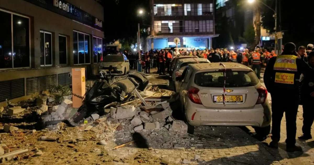 Dos muertos en Tel Aviv por misil iraní: ya son 14 víctimas
