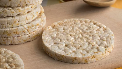 La ANMAT prohibió la venta de una marca de galletas de arroz