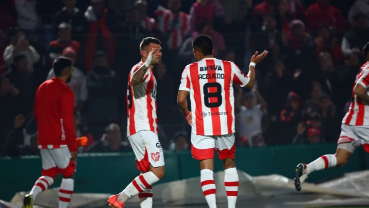 Tres goles en 20 minutos: Independiente perdió 3 a 1 en el debut de Vaccari