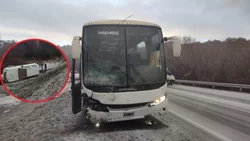 Ruta 40: otro choque y vuelco entre un colectivo y una camioneta