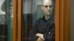 Rusia condena a un periodista de EE.UU a 16 años de prisión