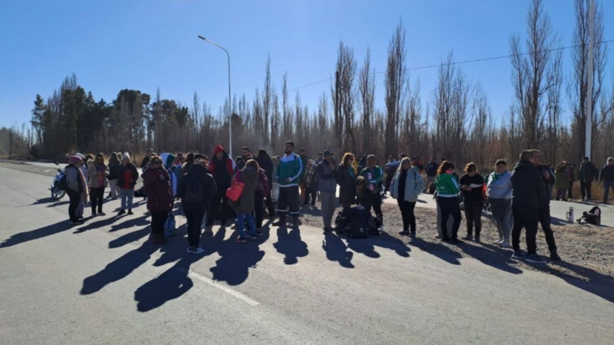 Cómo siguen las protestas de municipales en la Ruta 7