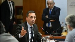 El Gobierno y empresarios debatirán la reglamentación de la reforma laboral