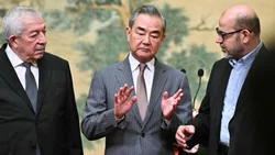 China impulsa un polémico acuerdo entre los palestinos