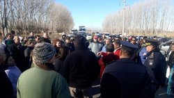 El Gobierno convocó a los vecinos que cortaron la Ruta 7