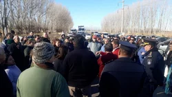 El Gobierno convocó a los vecinos que cortaron la Ruta 7