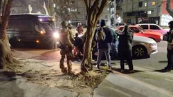 Amenazas a Ángel Di María: detuvieron a dos líderes de la barra de Newell's