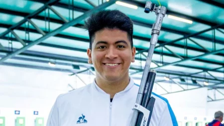 Juegos Olímpicos: un argentino hizo historia y clasificó a la final de rifle de aire de 10 metros