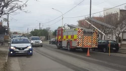 Un albañil cayó al vacío en una obra en construcción y sufrió múltiples fracturas