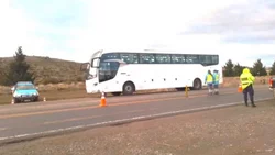 Viajaba borracho a San Martín de los Andes con 36 turistas a bordo