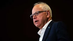 Kamala Harris nombra a Tim Walz candidato a vicepresidente