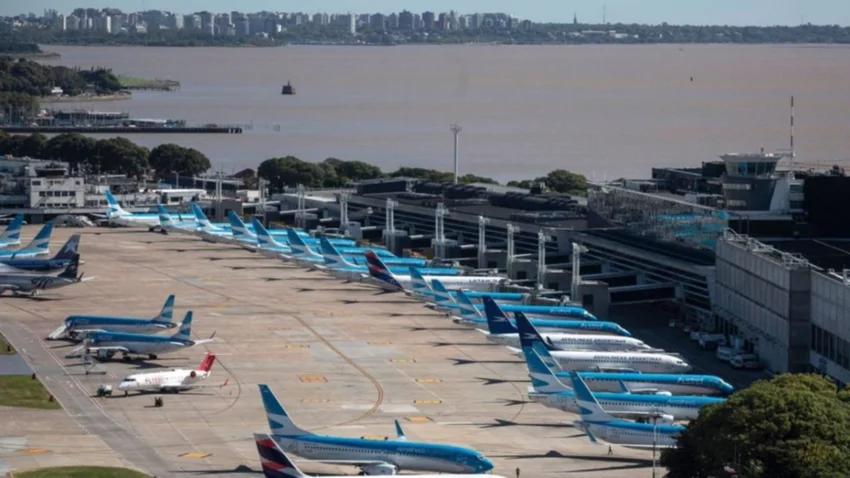 Por asambleas en Aeroparque podría haber demoras en vuelos