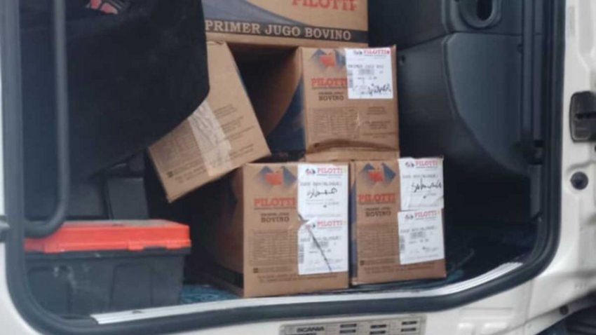 Llevaba 180 kilos de grasa vacuna en la cabina del camión