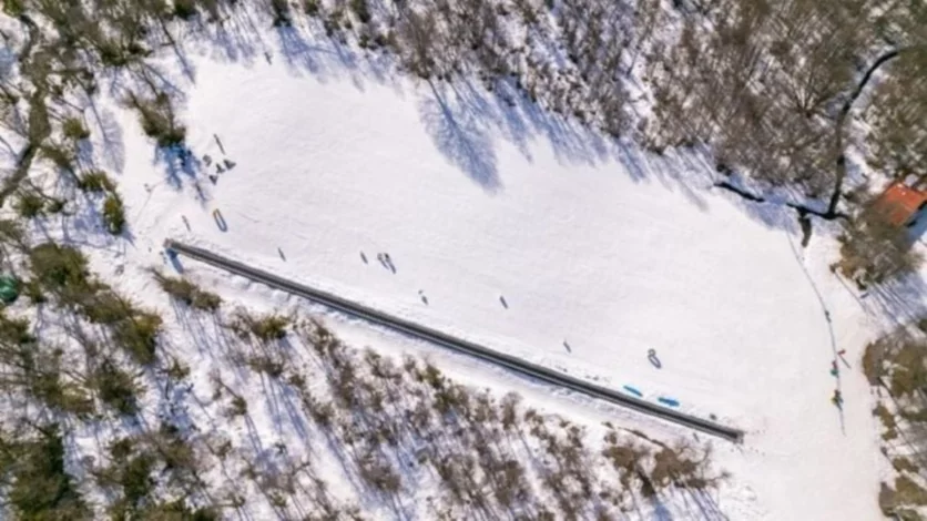 Lago Hermoso Ski  invita a residentes de Neuquén a esquiar por primera vez