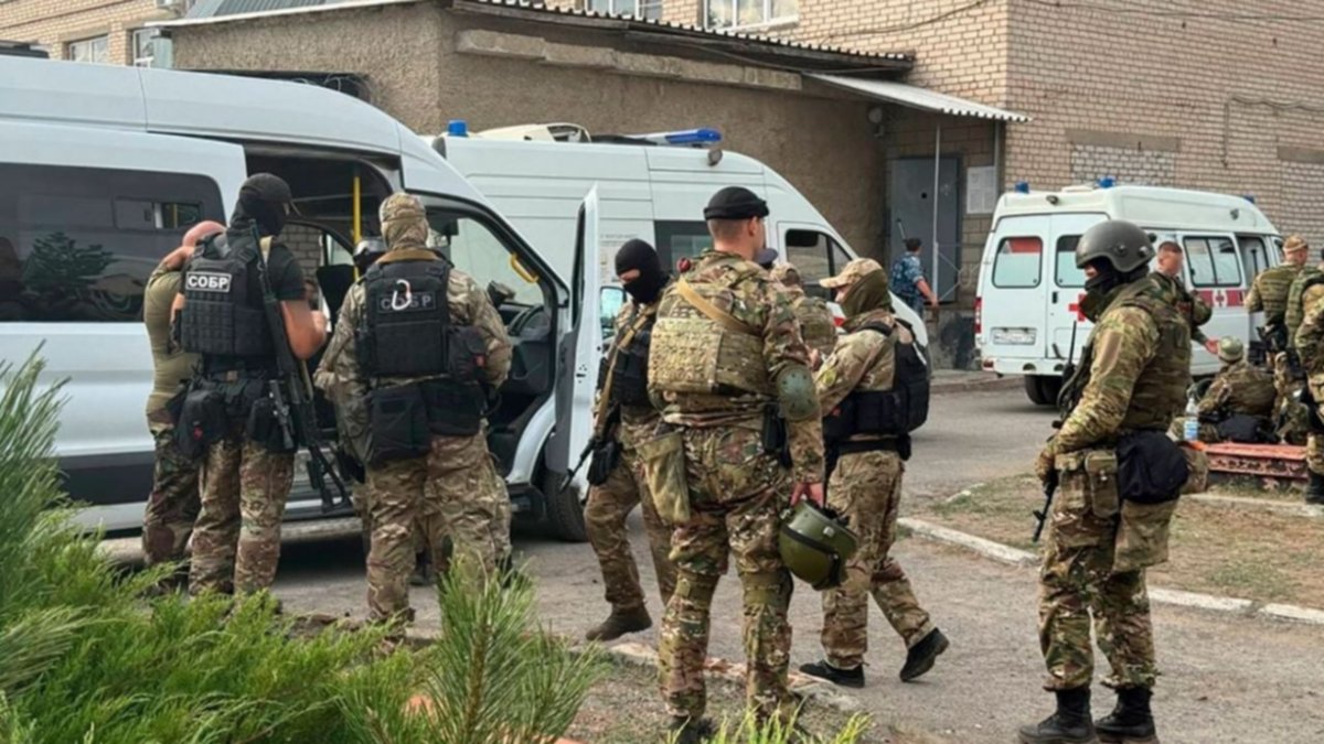 Presos matan a cuatro personas en una cárcel de Rusia