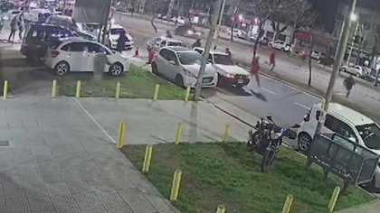 Tiroteo entre barrabravas en la previa del clásico de Avellaneda