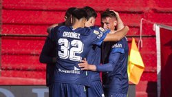 Liga Profesional: Vélez goleó a Barracas y se subió a la punta
