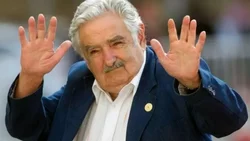 "Pepe" Mujica complicado: debió ser hospitalizado nuevamente