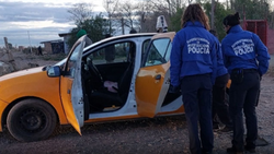 Otro robo a un taxista en Neuquén: lo agarraron del cuello y amenazaron con apuñalarlo