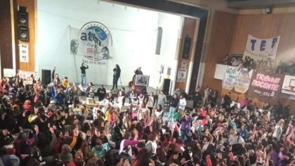 Asamblea de ATEN: Capital votó por otras 48 horas de paro