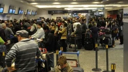 Terminó el paro de aeronáuticos: el Gobierno aplicará multas y sanciones