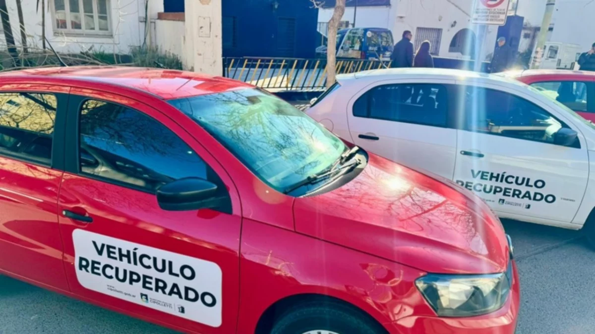 Un municipio recuperó autos abandonados en el parque automotor para uso público