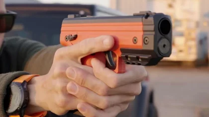 Policías porteños comenzarán a usar pistolas de aire comprimido