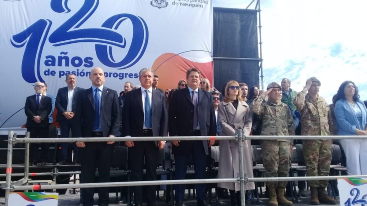 Figueroa y Gaido inauguraron la Avenida Necochea en el oeste de Neuquén