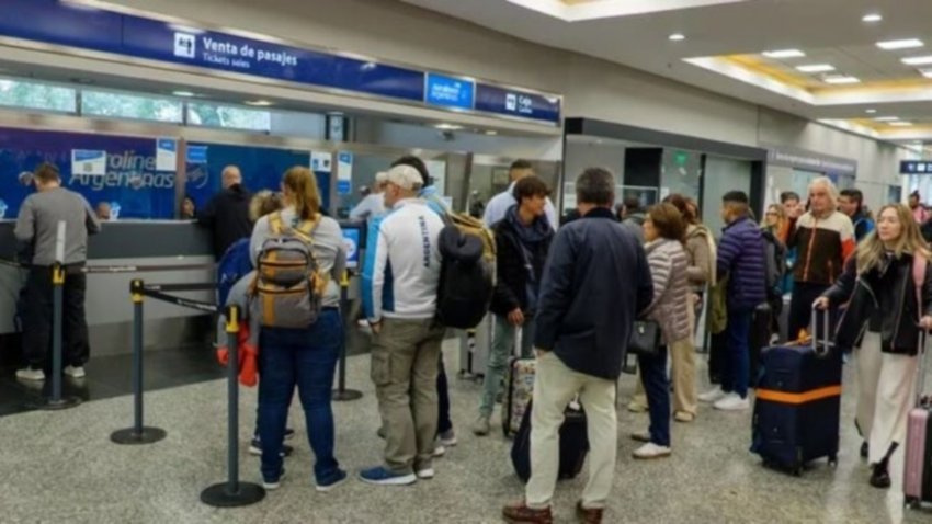 Dictaron conciliación obligatoria en conflicto con aeronáuticos