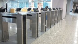 Buscan controlar la asistencia a los asesores de Senadores