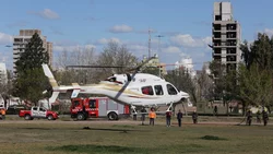 Incendio en Rincón de los Sauces: tres personas fueron trasladadas a Neuquén