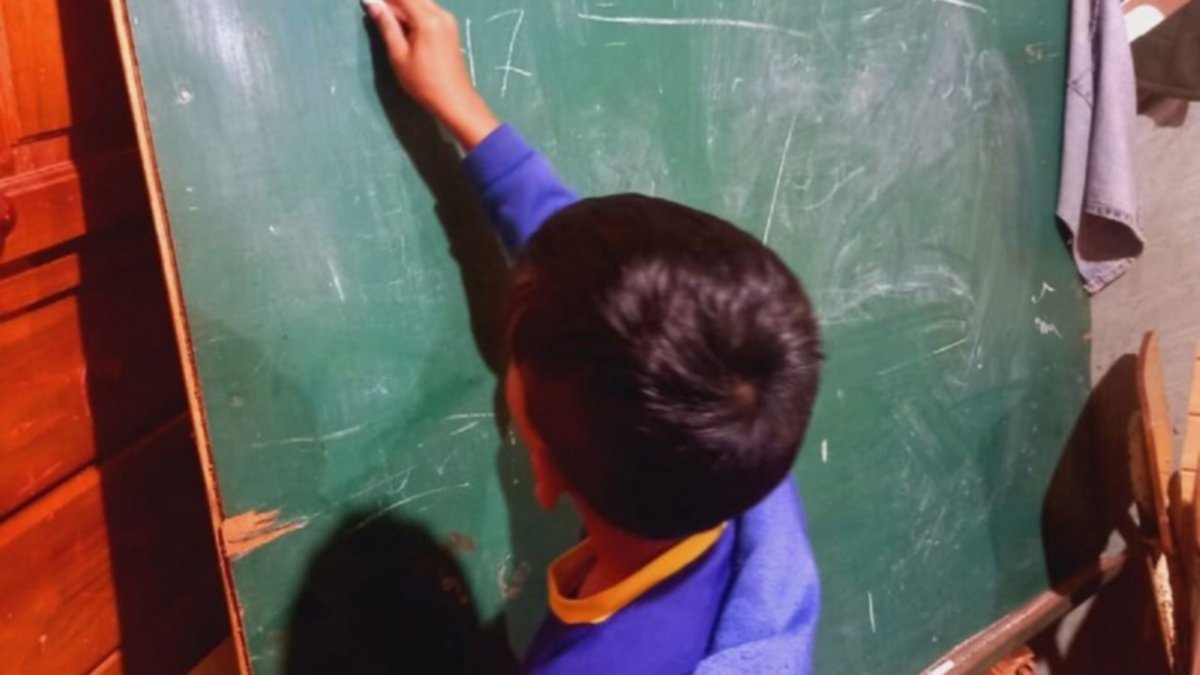 Alumnos más vulnerables alcanzan 655% menos de conocimientos mínimos en matemáticas