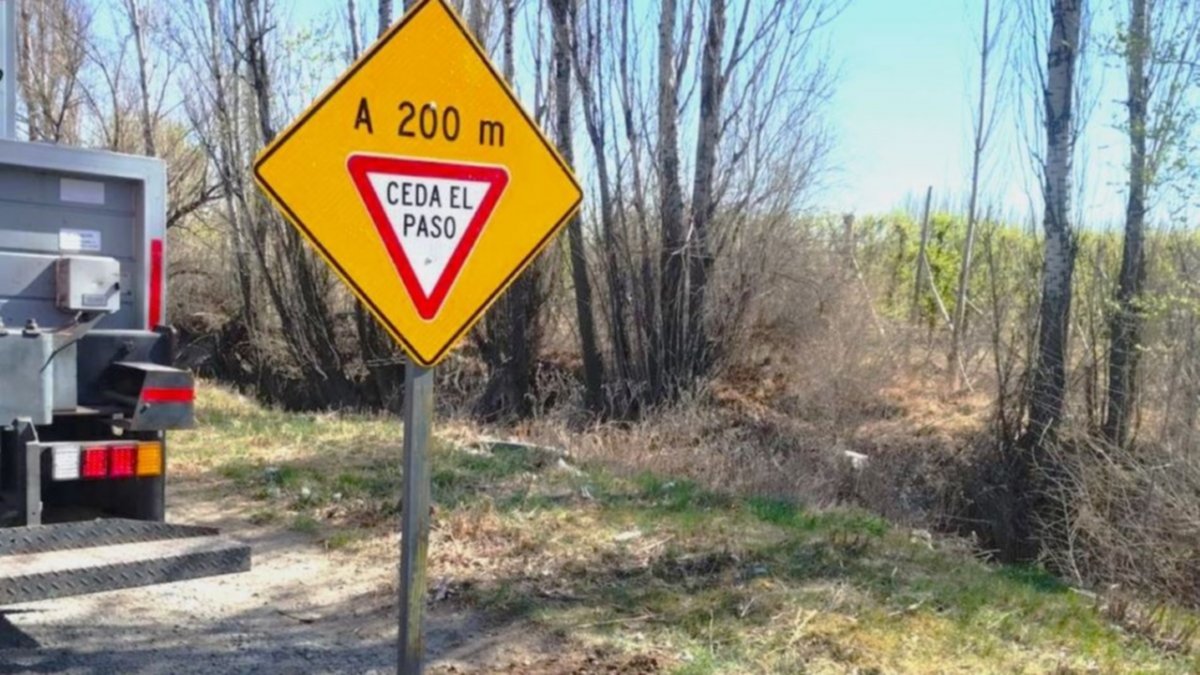 Continúan las mejoras en distintos tramos de la Ruta 22