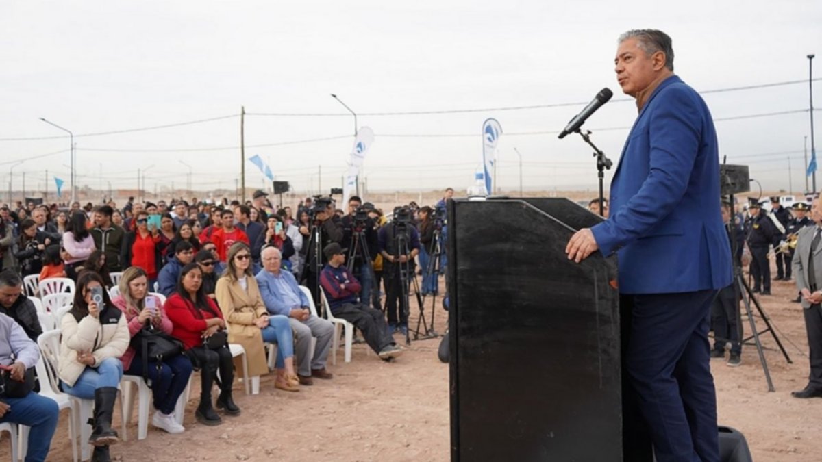 Figueroa: “El orden que debemos tener es para llevar las obras a los neuquinos”