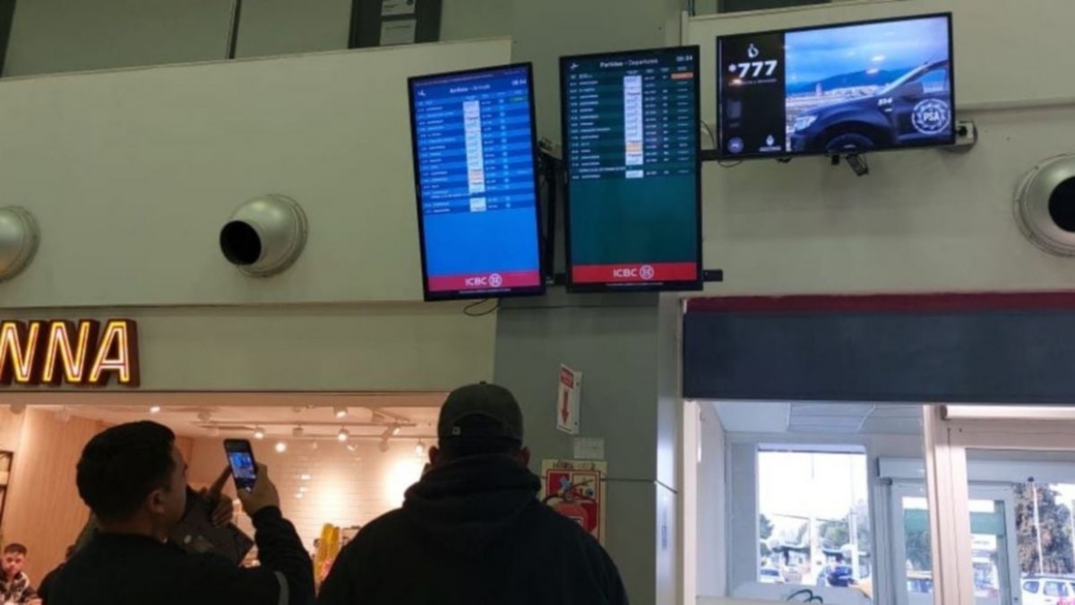 Paro en aeropuertos: cómo afecta a los vuelos de Neuquén y Río Negro