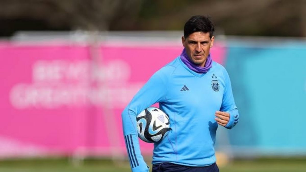 El técnico de la selección Germán Portanova está en Neuquén