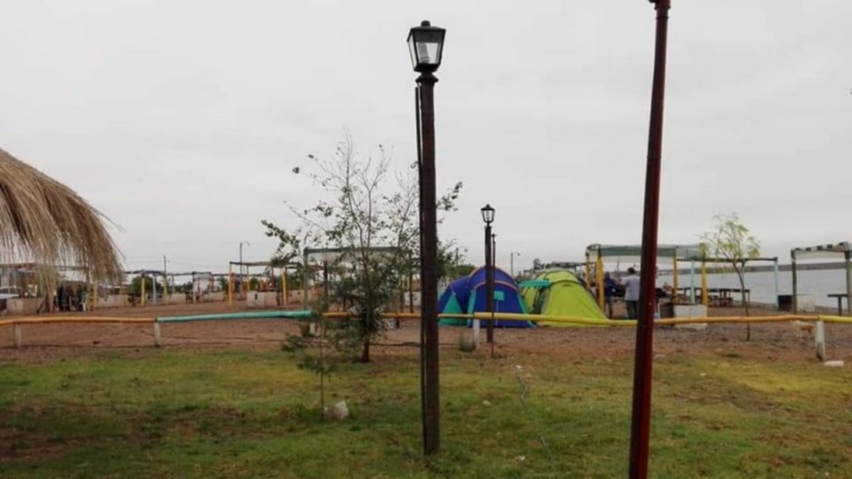 Investigan un presunto abuso en un camping de Mari Menuco